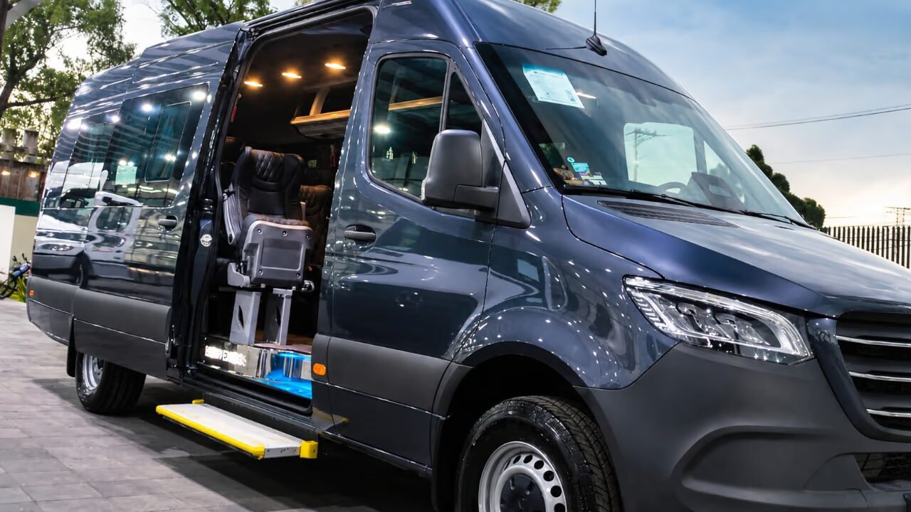 renta de transporte para 20 personas ECATEPEC